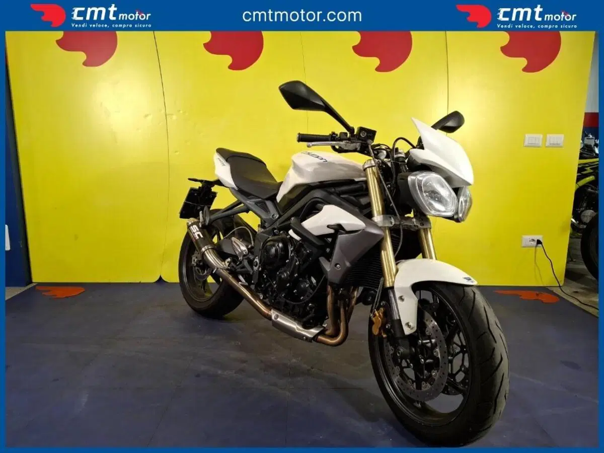 Triumph Street Triple (2013) (4)