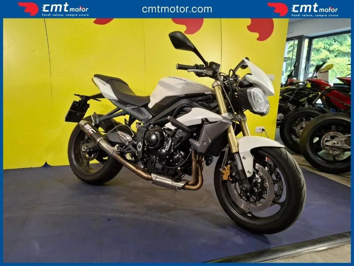 Triumph Street Triple (2013) (5)