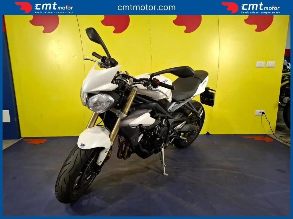 Triumph Street Triple (2013) (6)