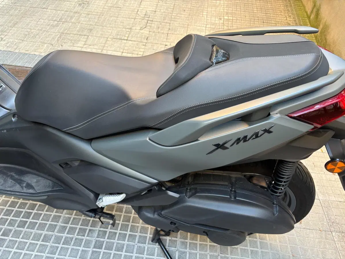 Yamaha X-Max 125 (2025 - 26) (8)