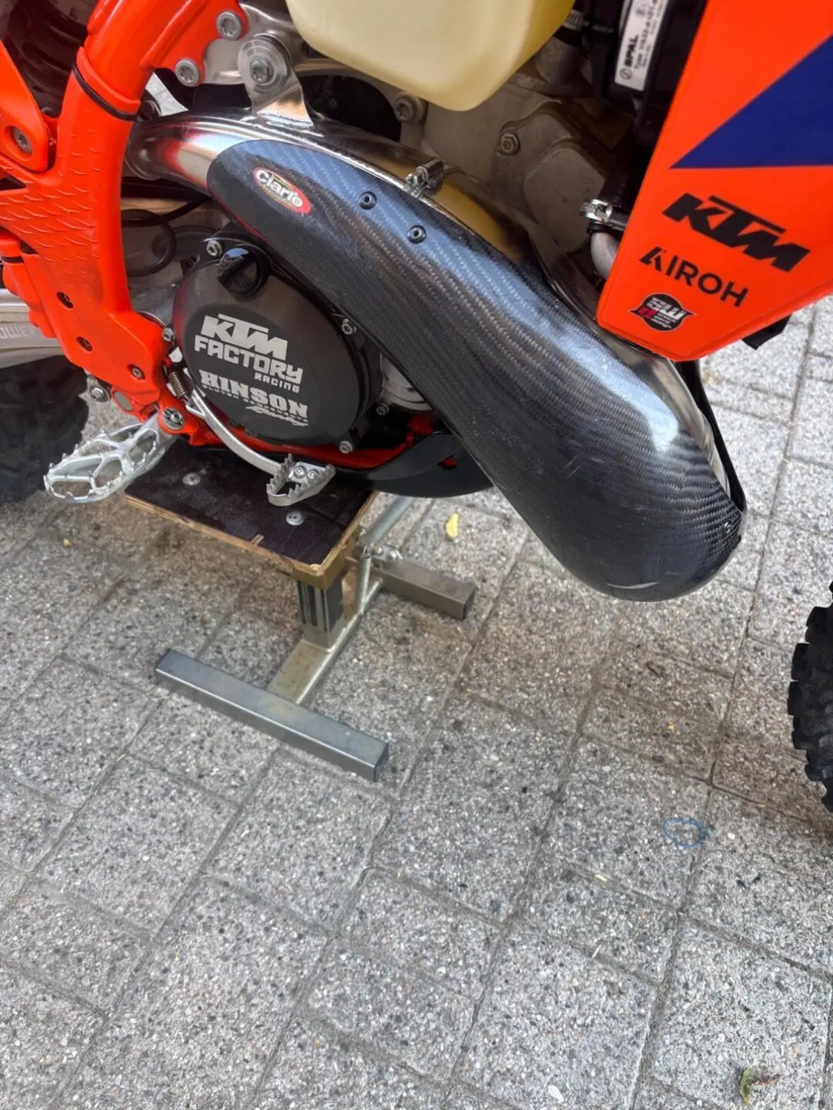 KTM 300 EXC Champion Edition (2025) (3)