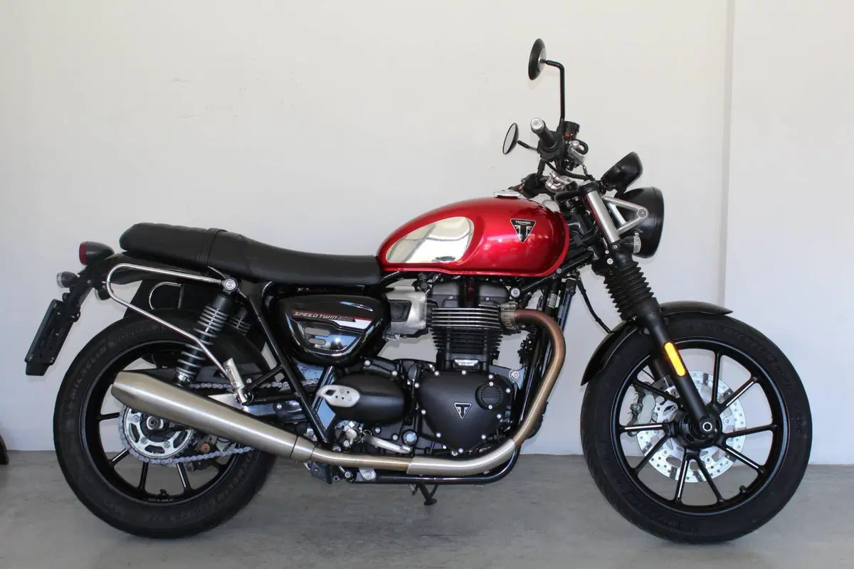 Triumph Speed Twin 900 Chrome Edition (2023)