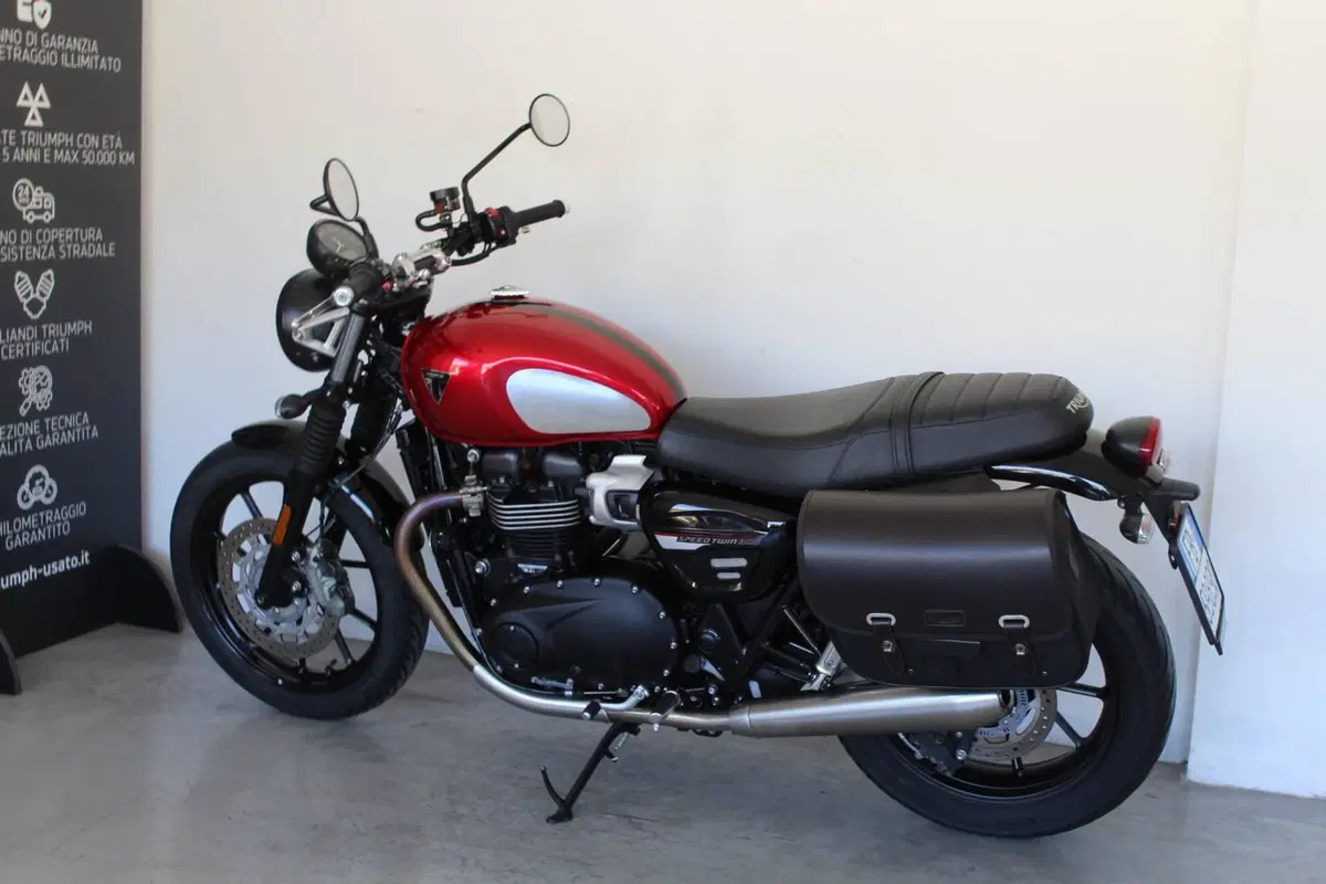 Triumph Speed Twin 900 Chrome Edition (2023) (5)