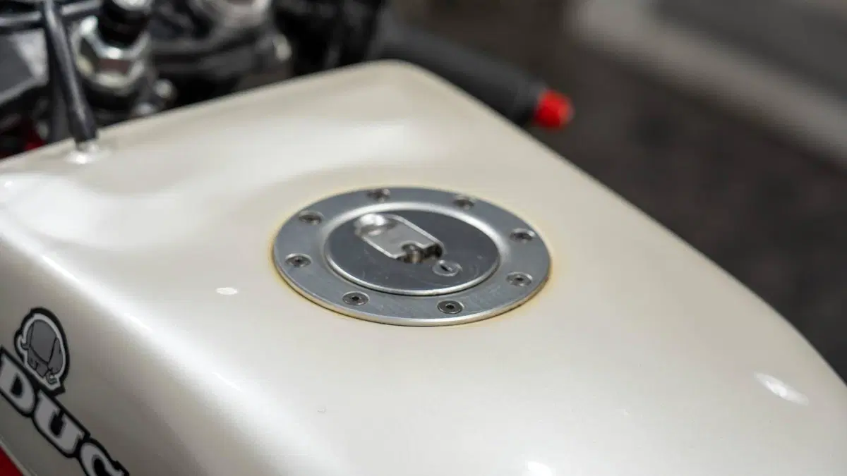 Ducati F1 750 SANTAMONICA (8)