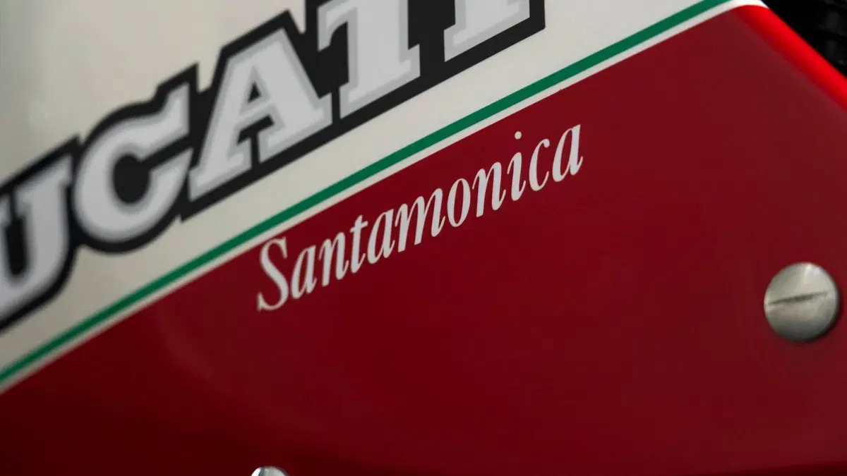 Ducati F1 750 SANTAMONICA (9)
