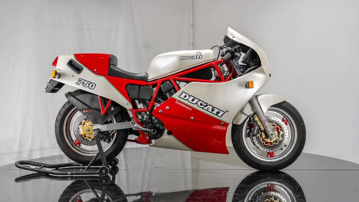 Ducati F1 750 SANTAMONICA (16)