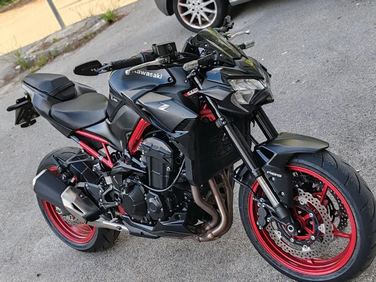 Kawasaki Z 900 (2021 - 24) (8)