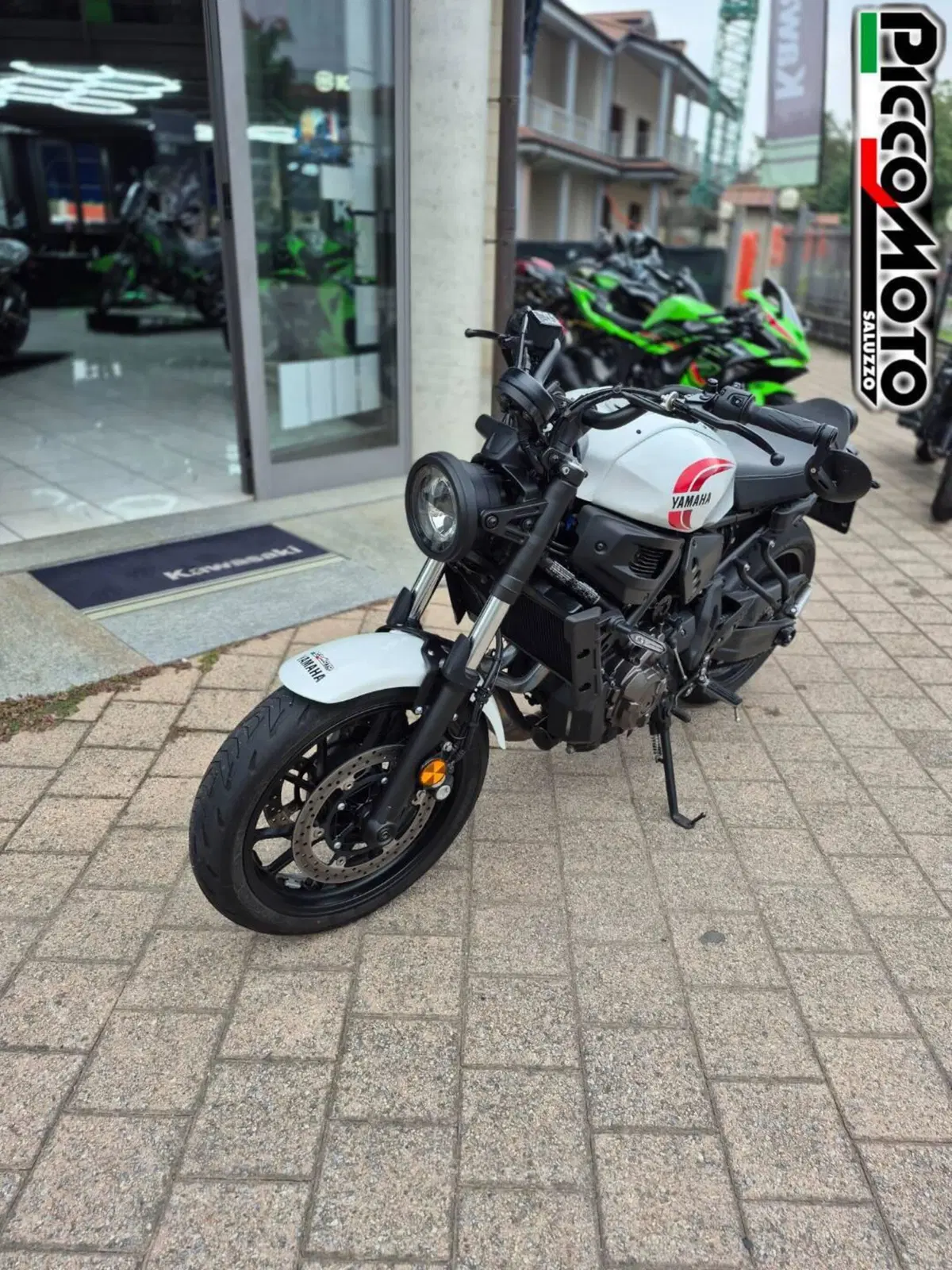 Yamaha XSR 700 (2022 - 26) (2)