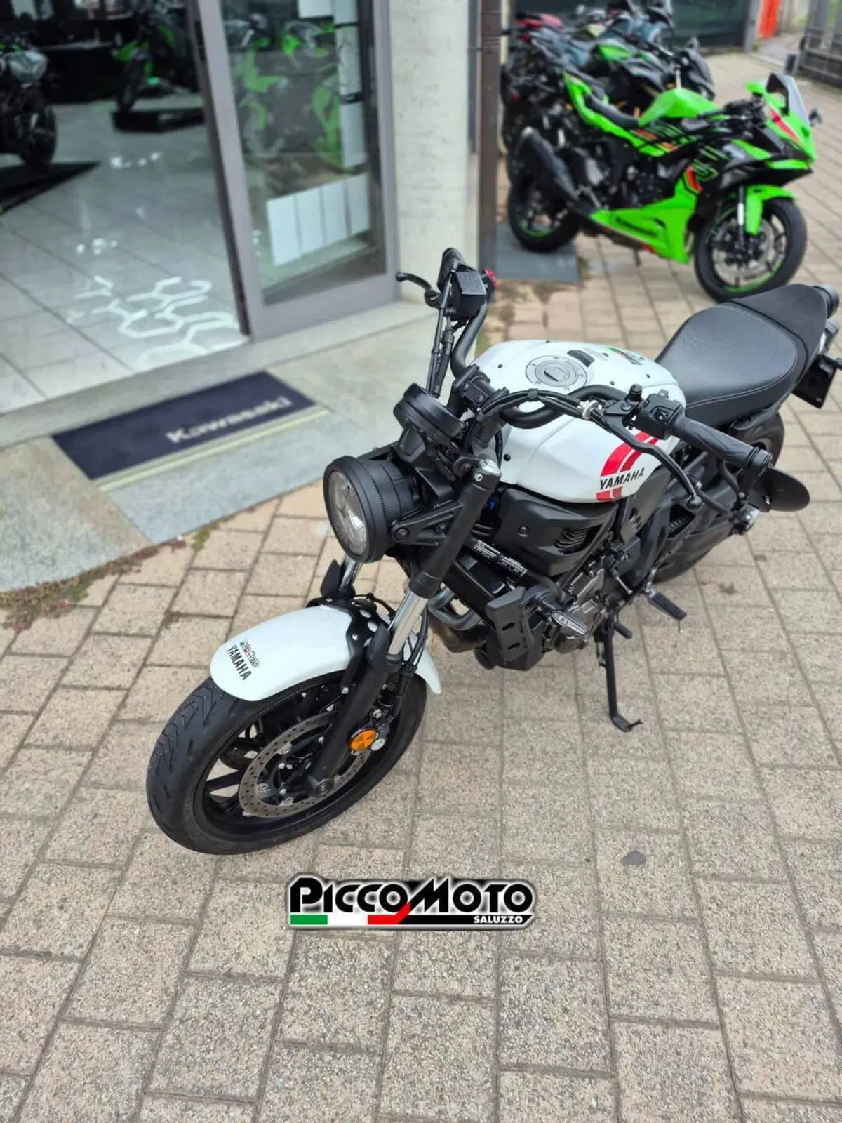Yamaha XSR 700 (2022 - 26) (3)