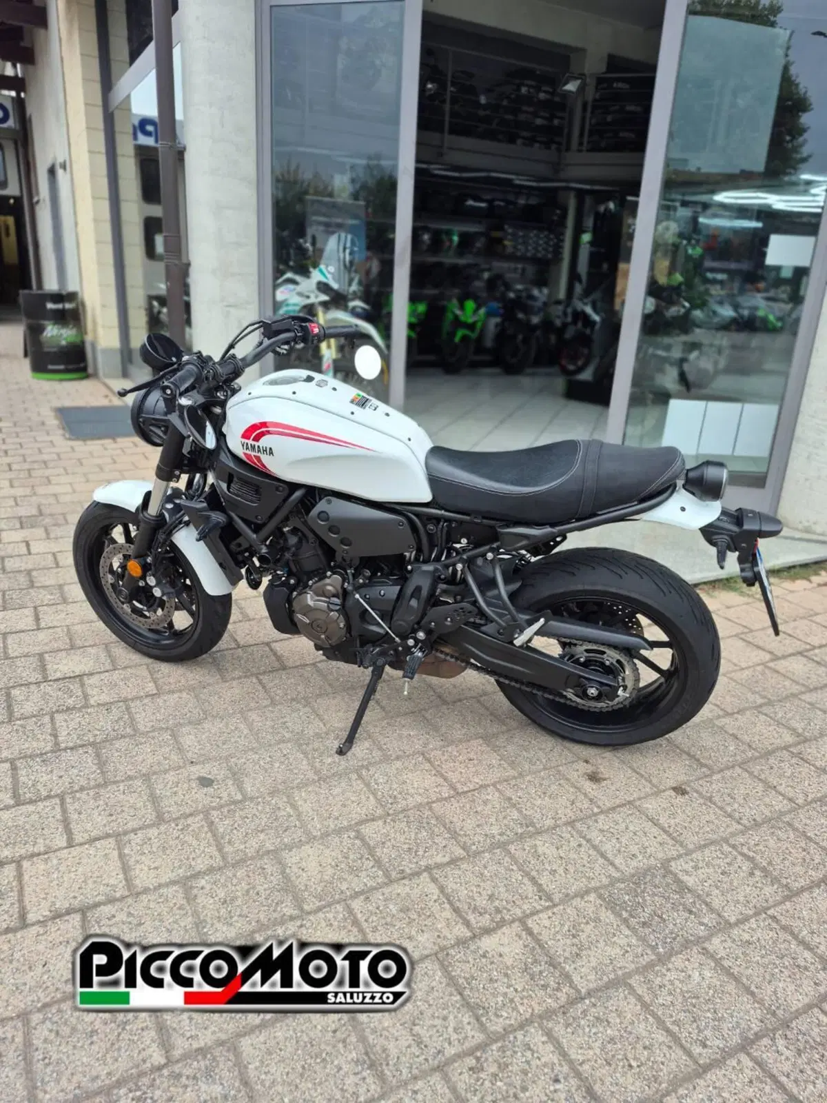 Yamaha XSR 700 (2022 - 26) (4)