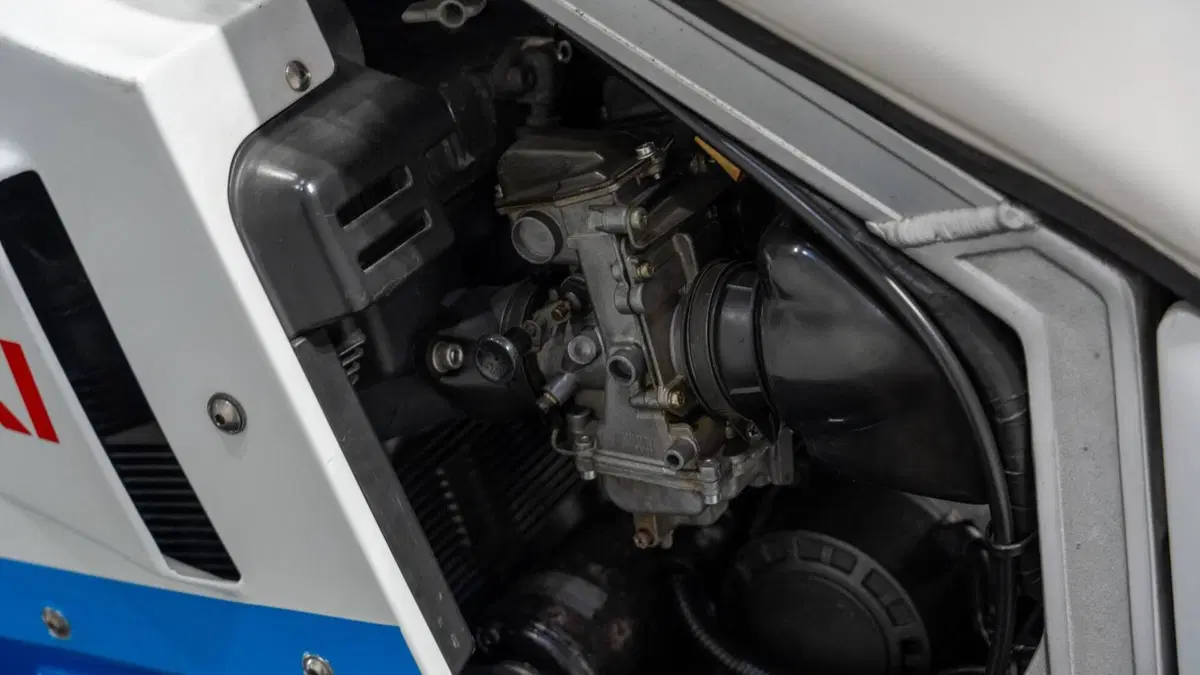 Suzuki GSX R 750 (1988 - 89) (4)
