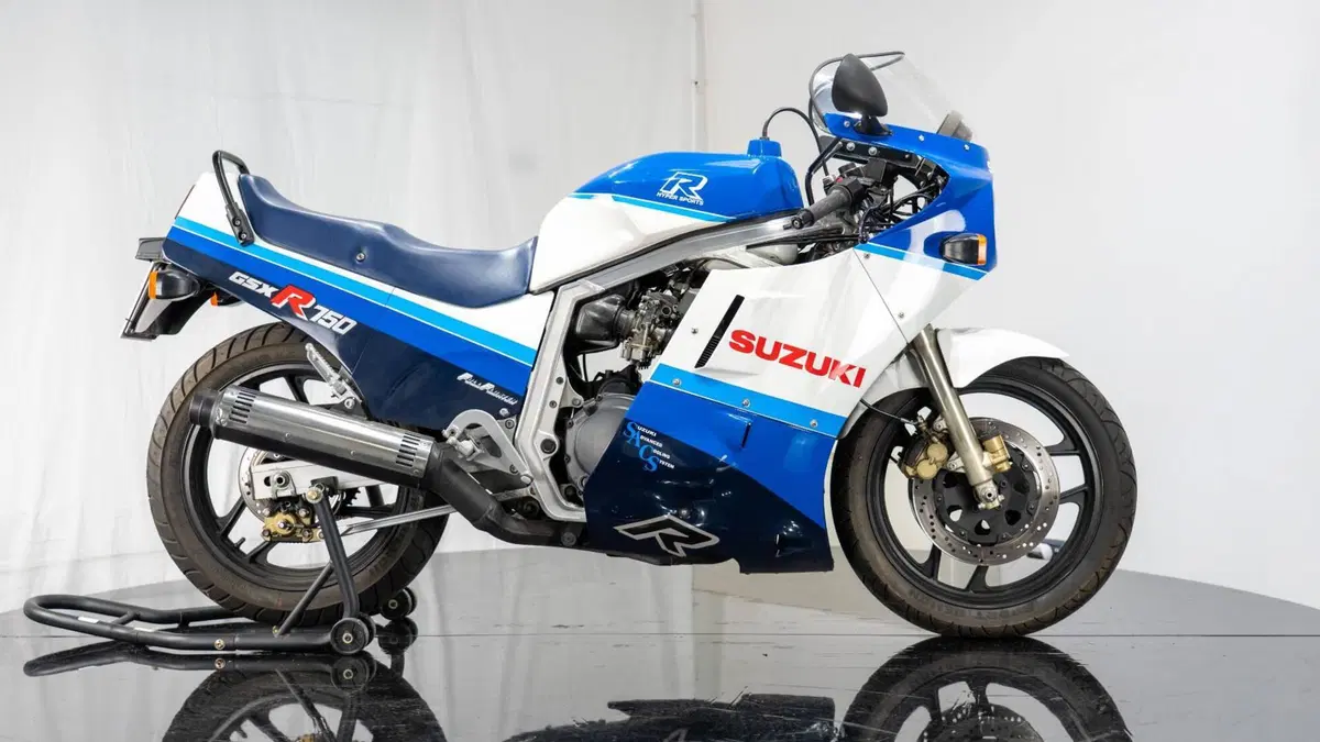 Suzuki GSX R 750 (1988 - 89) (9)