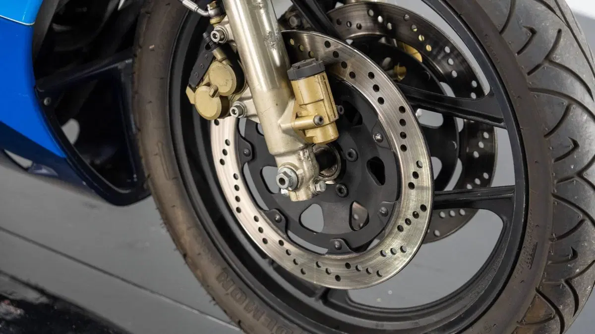 Suzuki GSX R 750 (1988 - 89) (14)