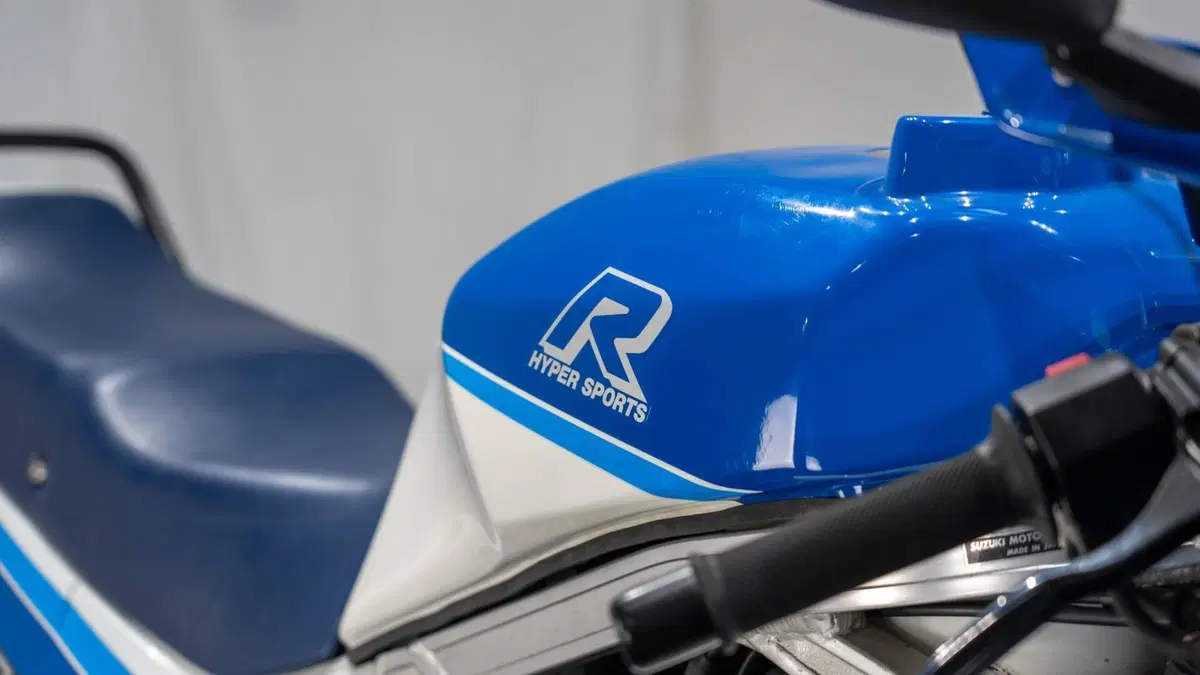 Suzuki GSX R 750 (1988 - 89) (17)