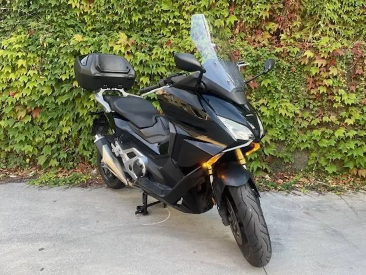 Honda Forza 750 DCT Urban (2021 - 24) (3)