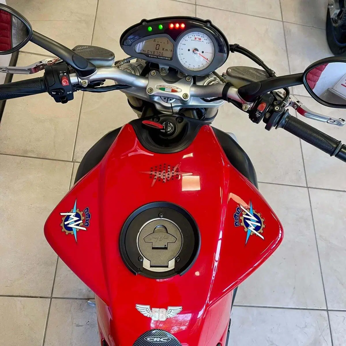 MV Agusta Brutale 750 S (2002 - 06) (3)