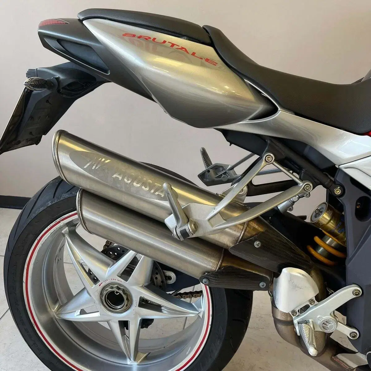 MV Agusta Brutale 750 S (2002 - 06) (6)