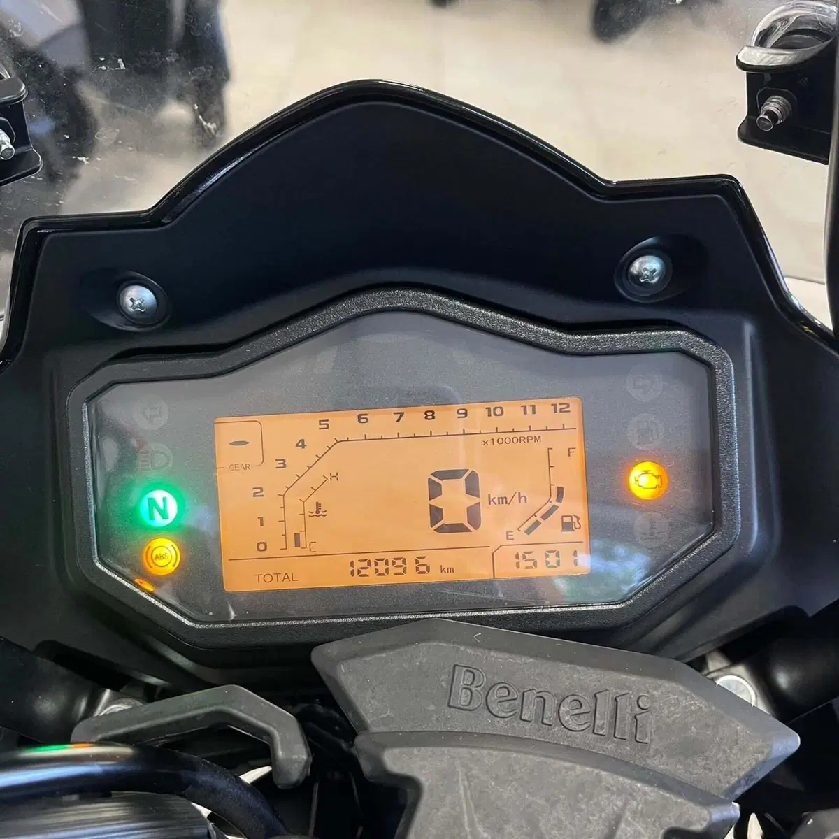 Benelli TRK 251 (2022 - 25) (2)
