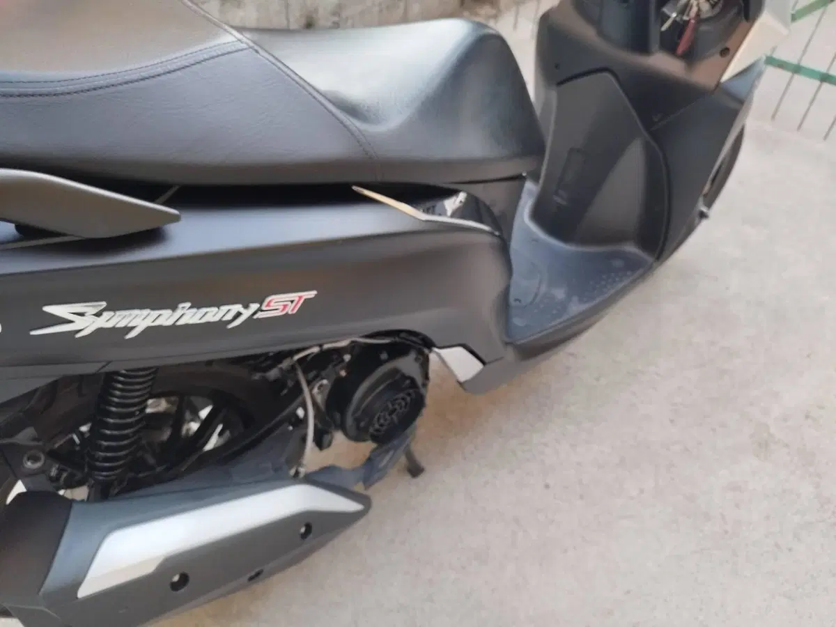 Sym Symphony 200 ST (2025 - 26) (10)