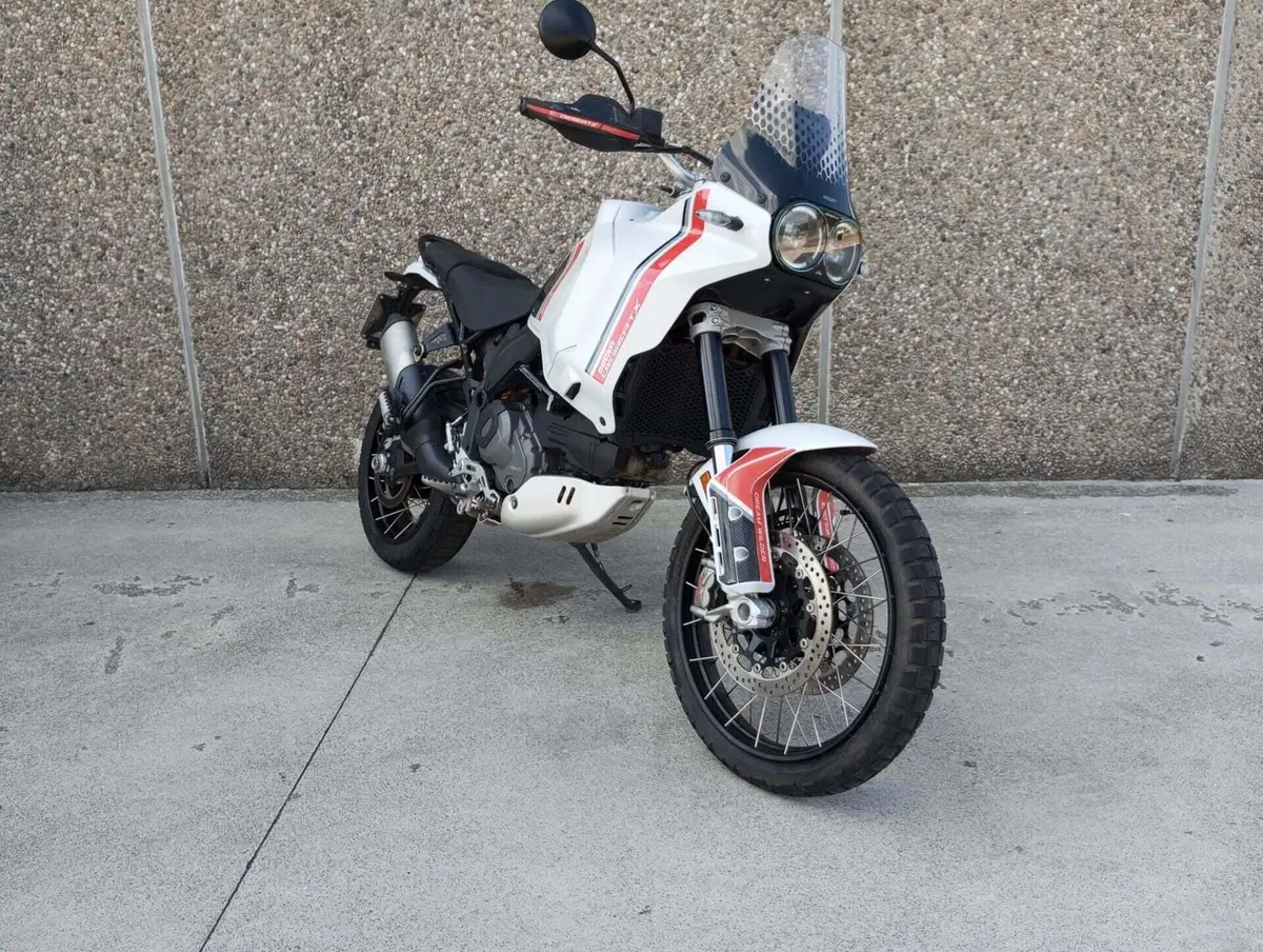 Ducati DesertX (2022 - 25) (3)