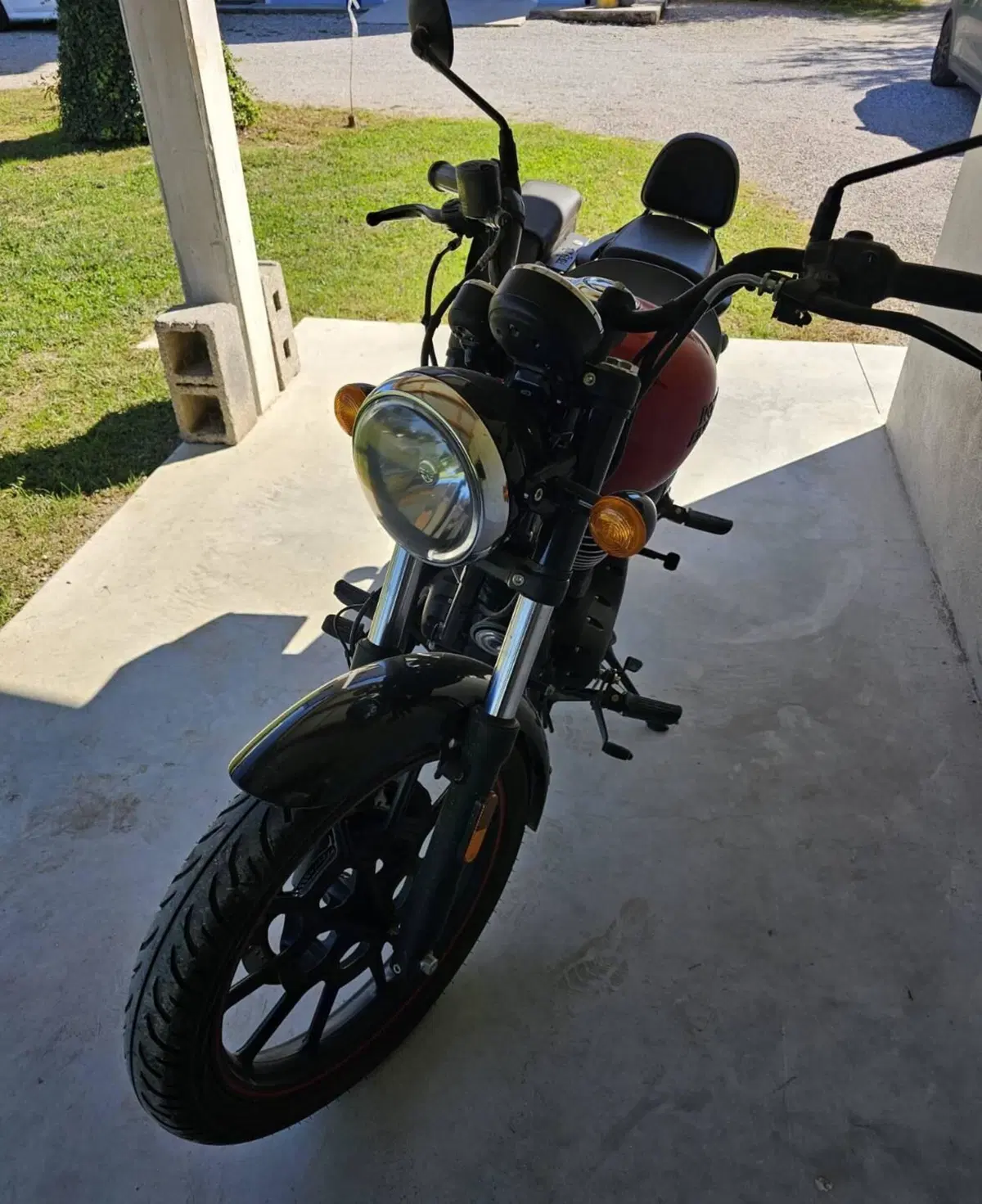 Royal Enfield Meteor 350 (2021 - 26) (2)