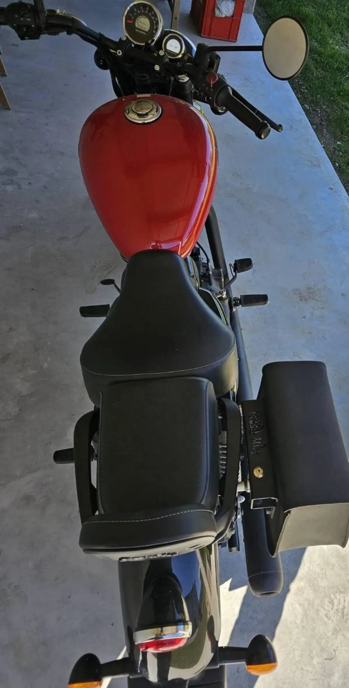 Royal Enfield Meteor 350 (2021 - 26) (5)