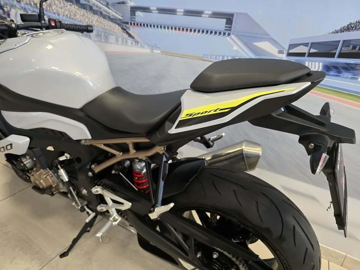 Bmw S 1000 R (2021 - 24) (8)
