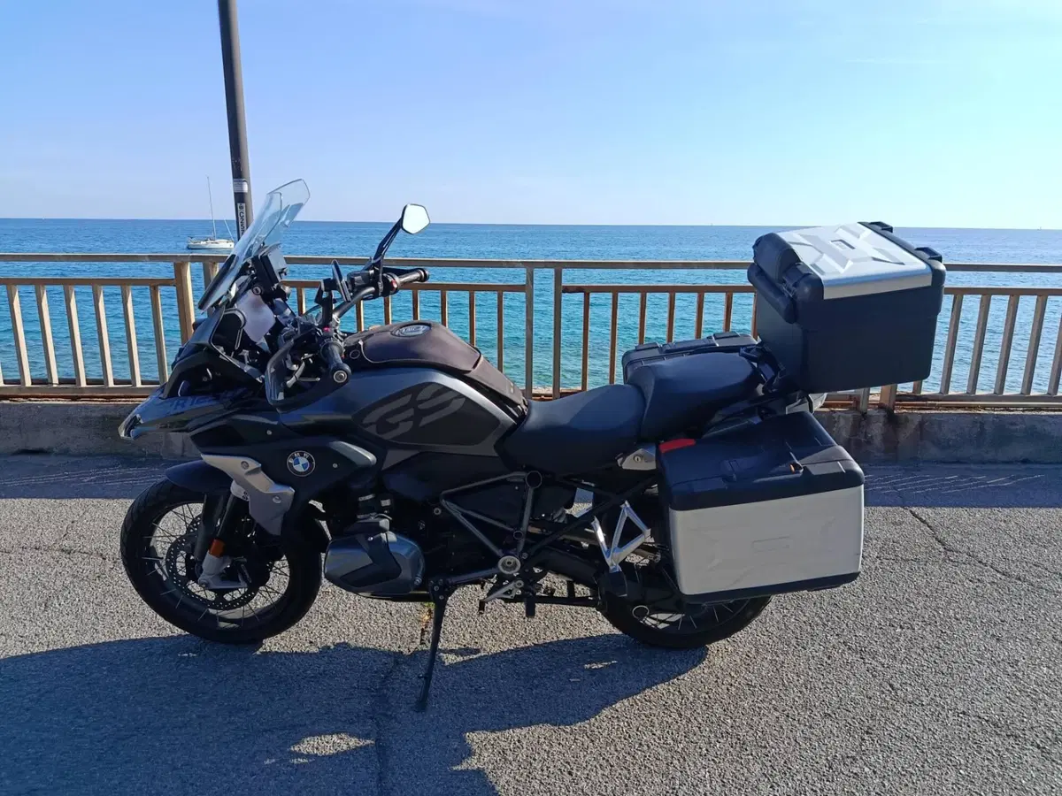 Bmw R 1250 GS (2021 - 24) (2)