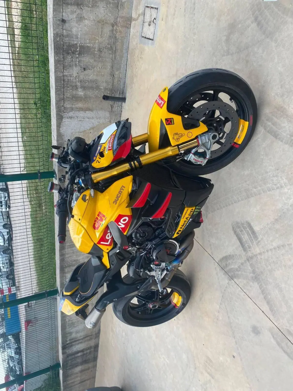 Ducati Streetfighter V4 S (2023 - 24)