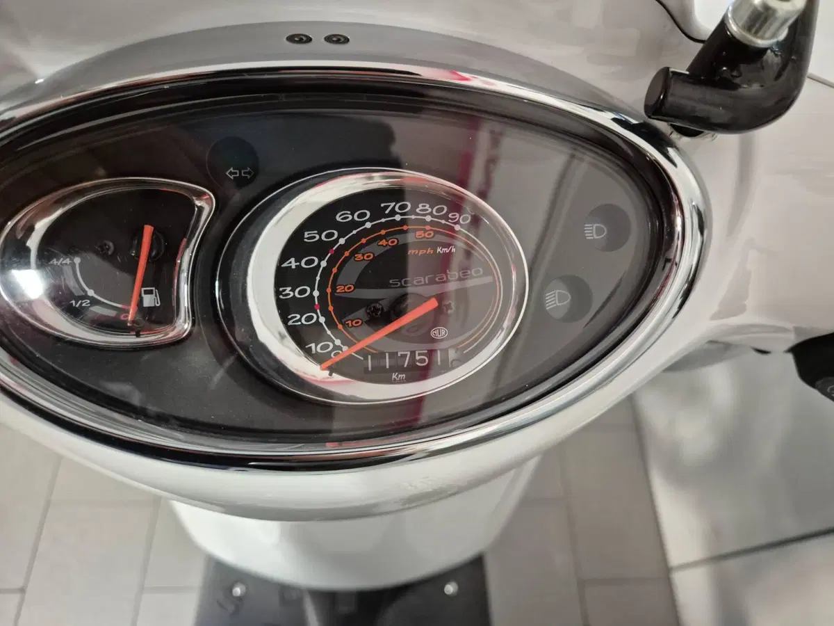 Aprilia Scarabeo 100 4t (2007 - 16) (2)