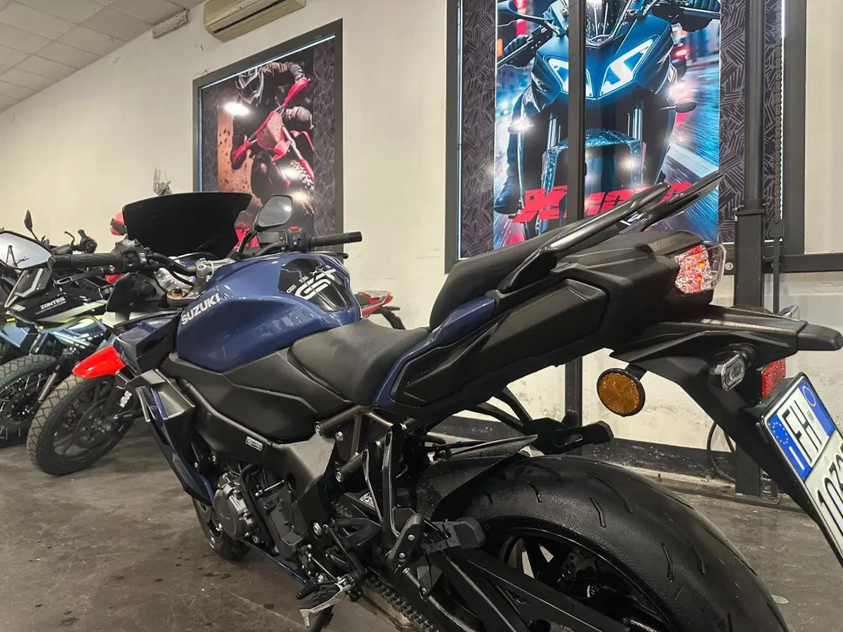 Suzuki GSX-S1000GT (2022 - 24) (5)