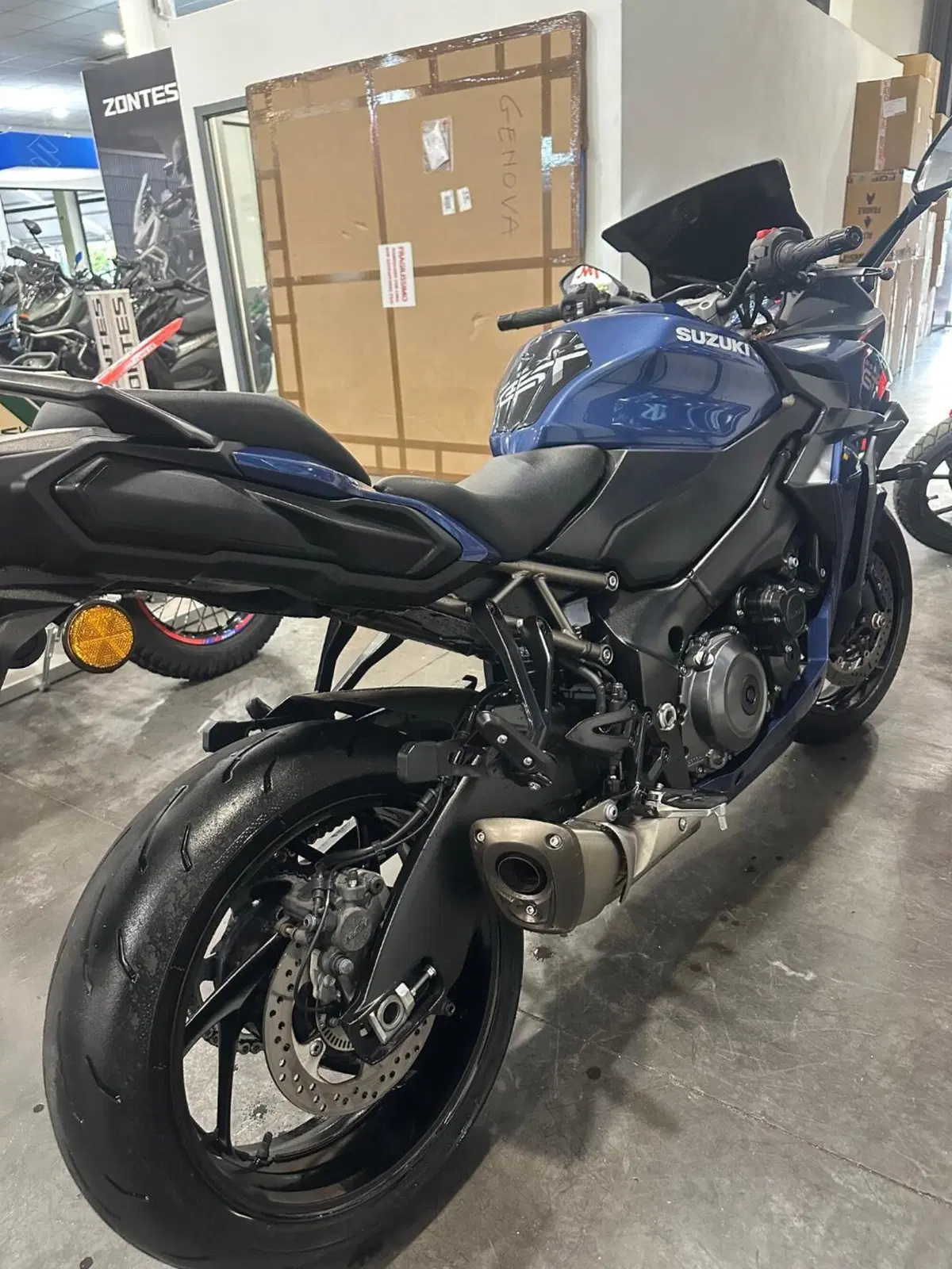Suzuki GSX-S1000GT (2022 - 24) (8)