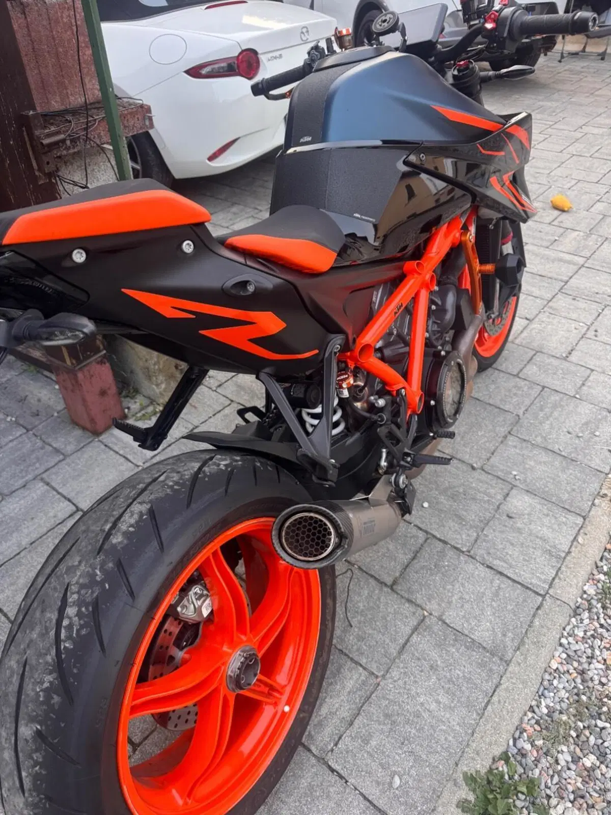 KTM 1290 Super Duke R (2021 - 23) (4)