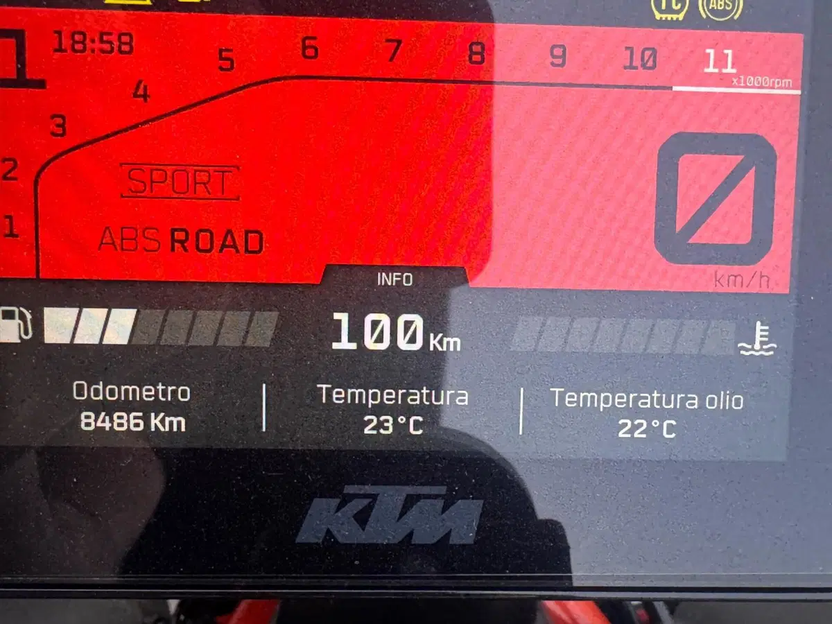 KTM 1290 Super Duke R (2021 - 23) (6)