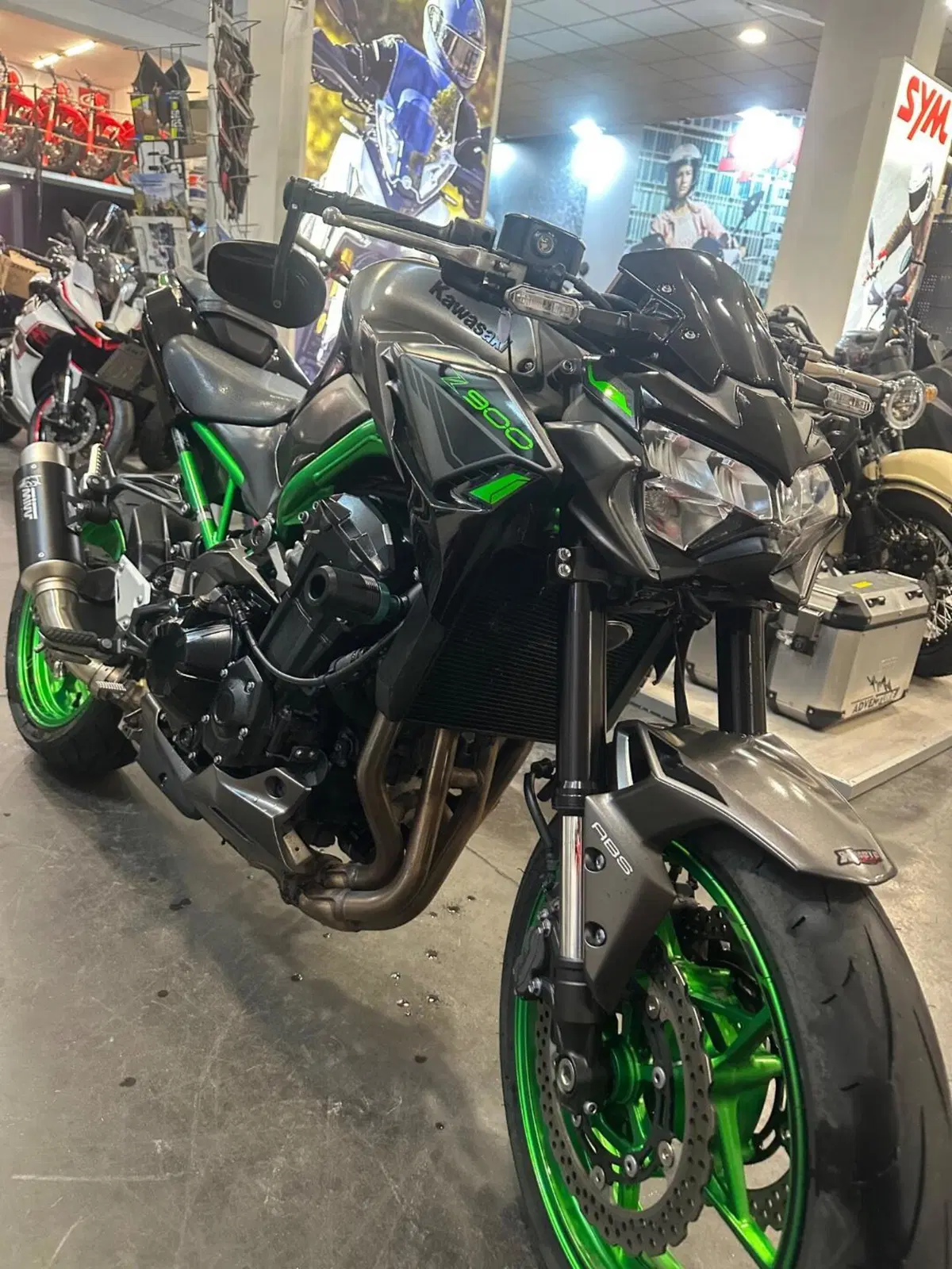 Kawasaki Z 900 (2021 - 24) (10)