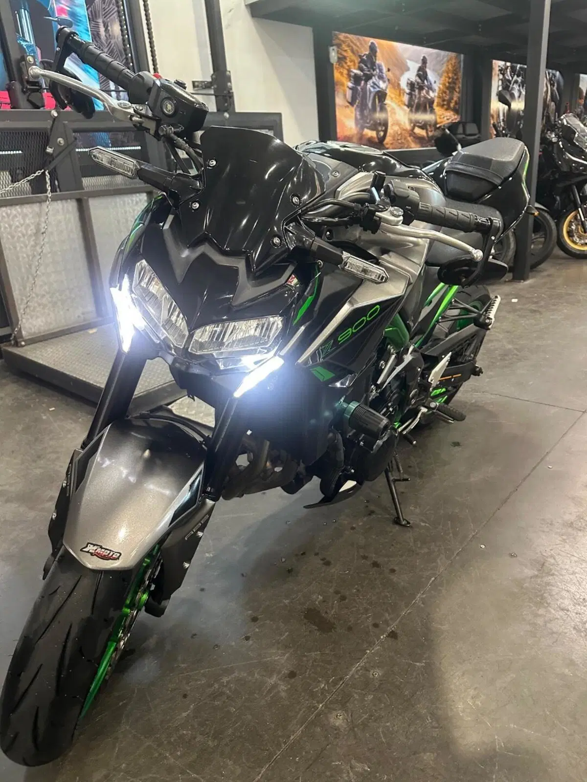 Kawasaki Z 900 (2021 - 24) (11)
