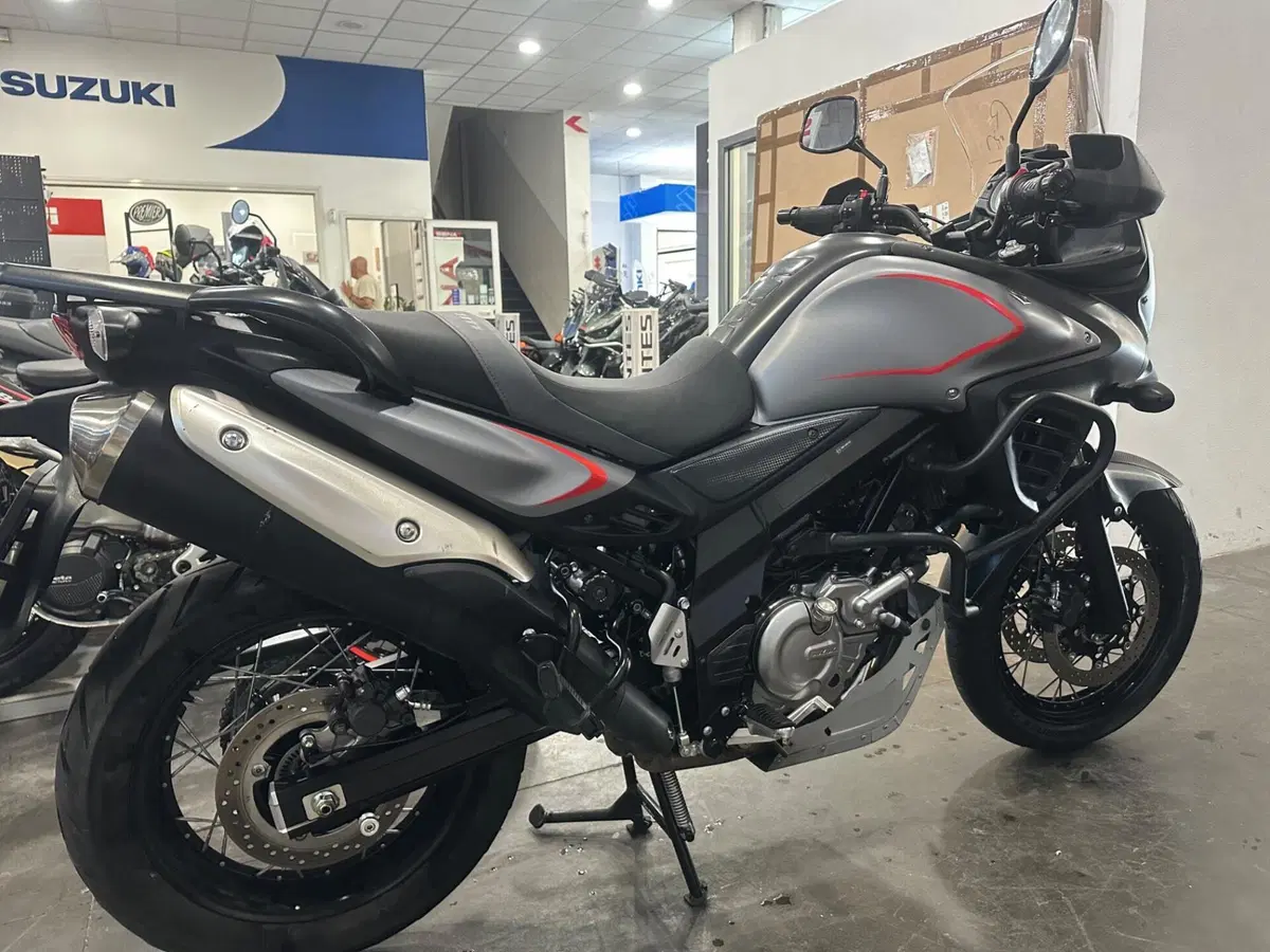 Suzuki V-Strom 650 ABS (2011 - 17) (9)