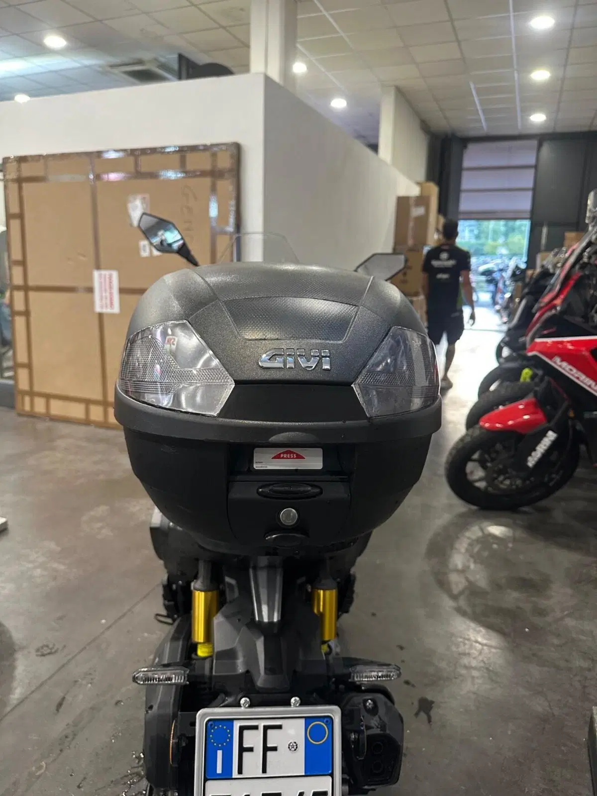 Kl Brera X 300 (2022 - 24) (8)