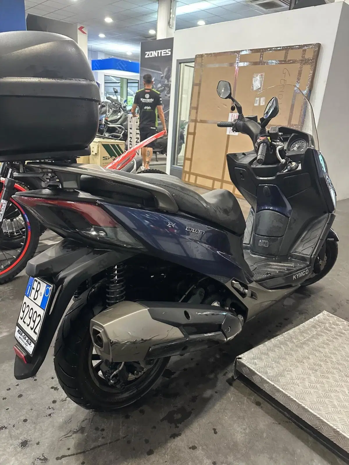 Kymco X-Town 300i (2021 - 24) (8)