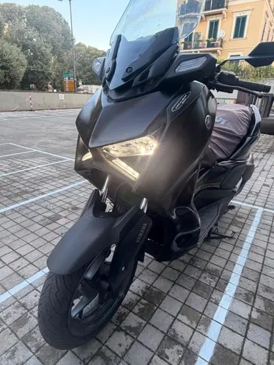 Yamaha X-Max 300 Tech Max (2021 - 24) usata