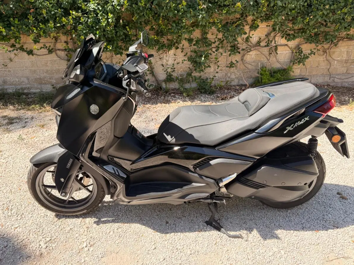 Yamaha X-Max 300 Tech Max (2021 - 24) (7)