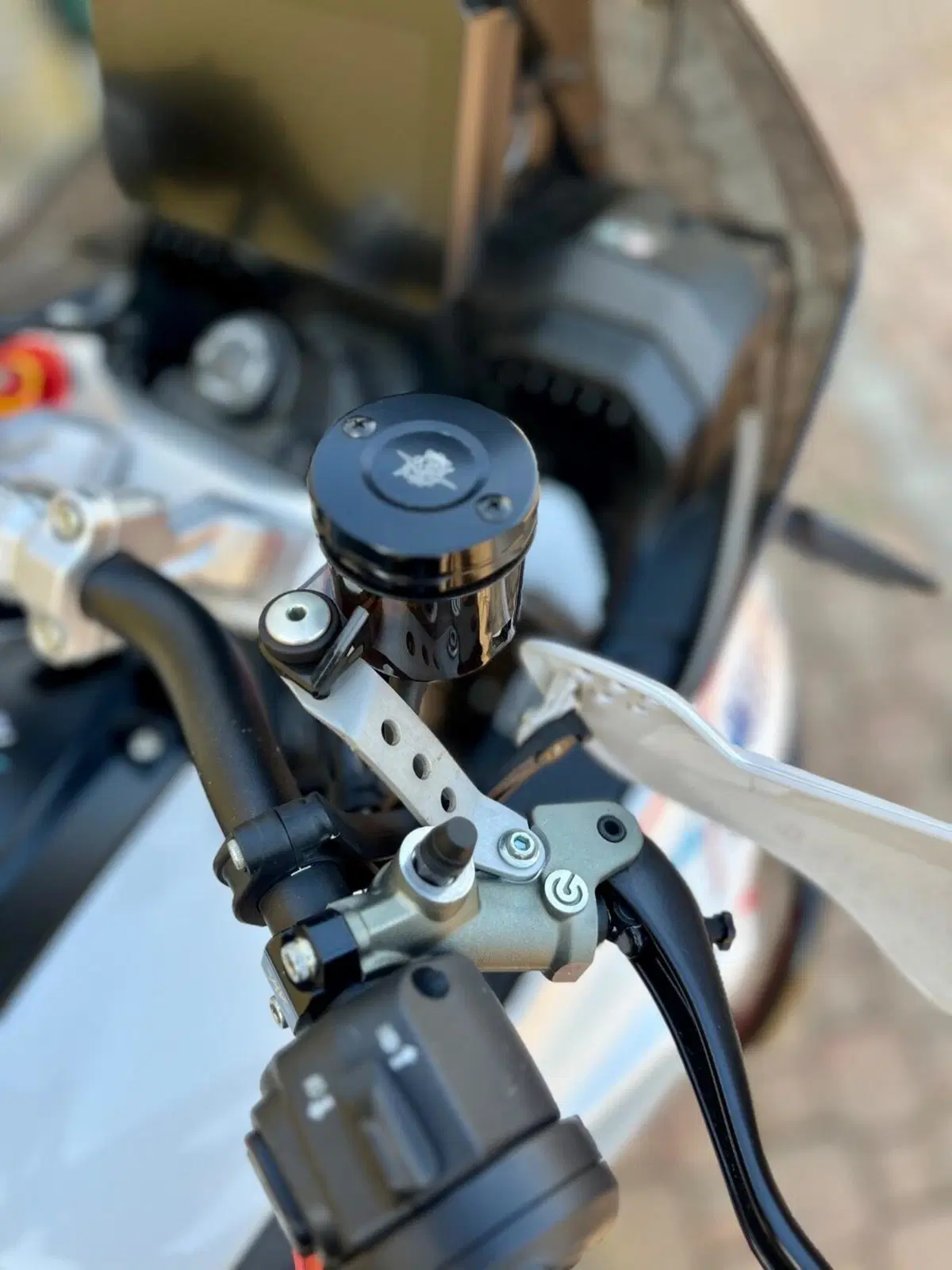 MV Agusta LXP Orioli (2024 - 26) (7)