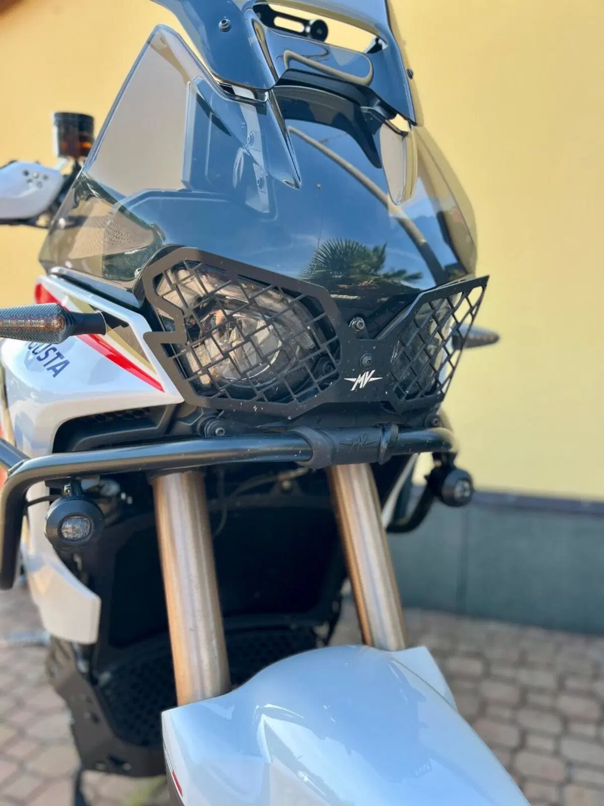 MV Agusta LXP Orioli (2024 - 26) (9)