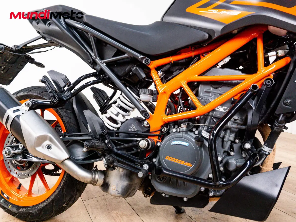 KTM 125 Duke (2026) (5)