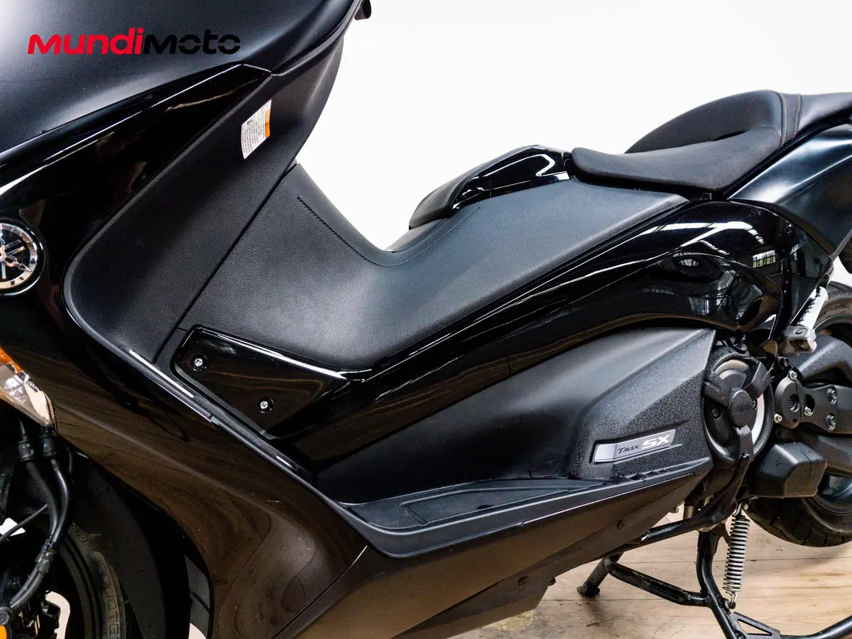 Yamaha T-Max 530 SX (2017 - 19) (9)