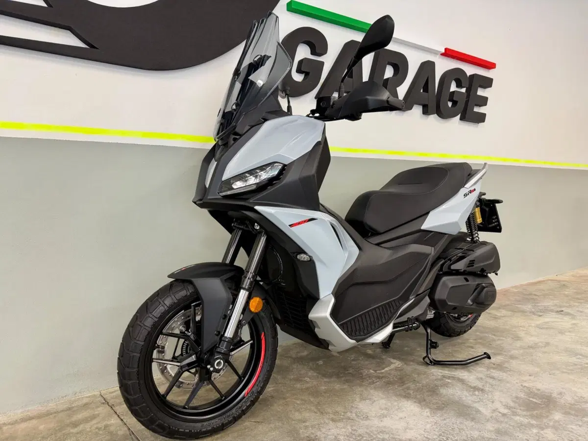Aprilia SR GT 400 (2026) (9)