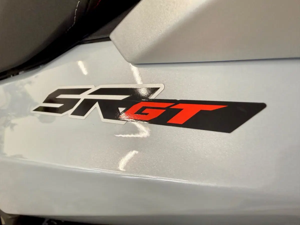 Aprilia SR GT 400 (2026) (15)