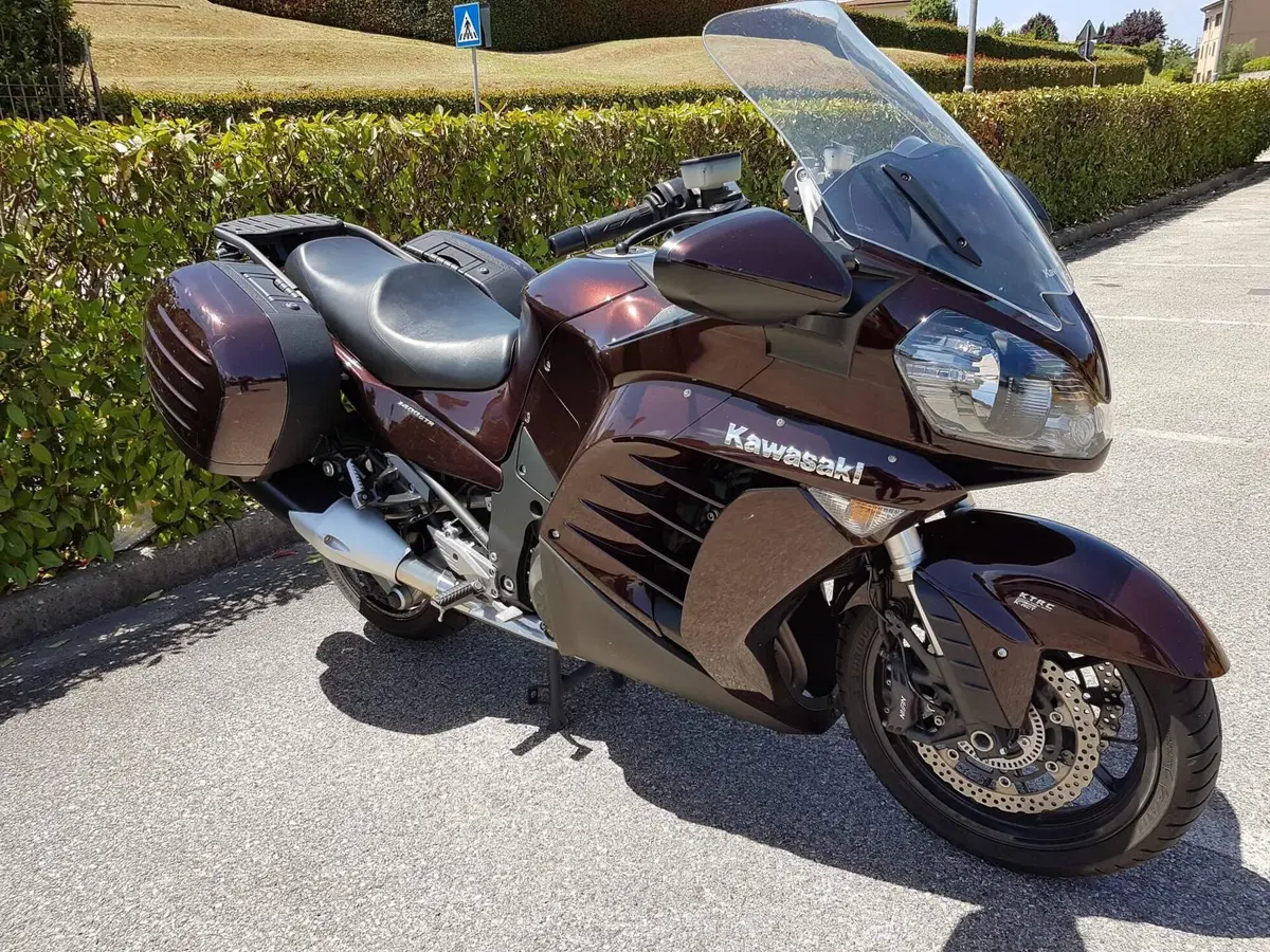 Kawasaki GTR 1400 ABS (2010 - 14) (3)