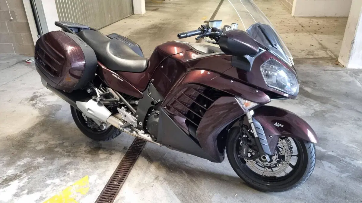 Kawasaki GTR 1400 ABS (2010 - 14) (7)