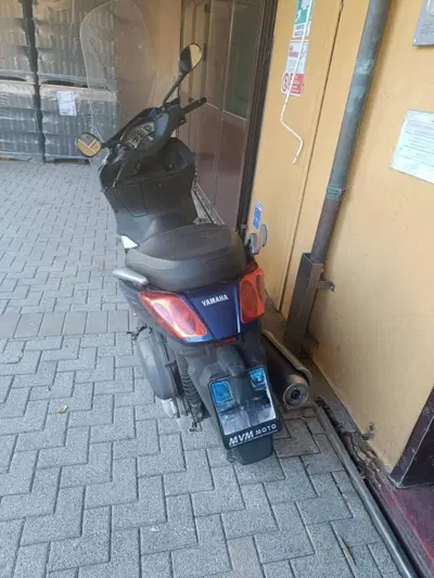 Yamaha X-Max 250 (2007 - 09) usata